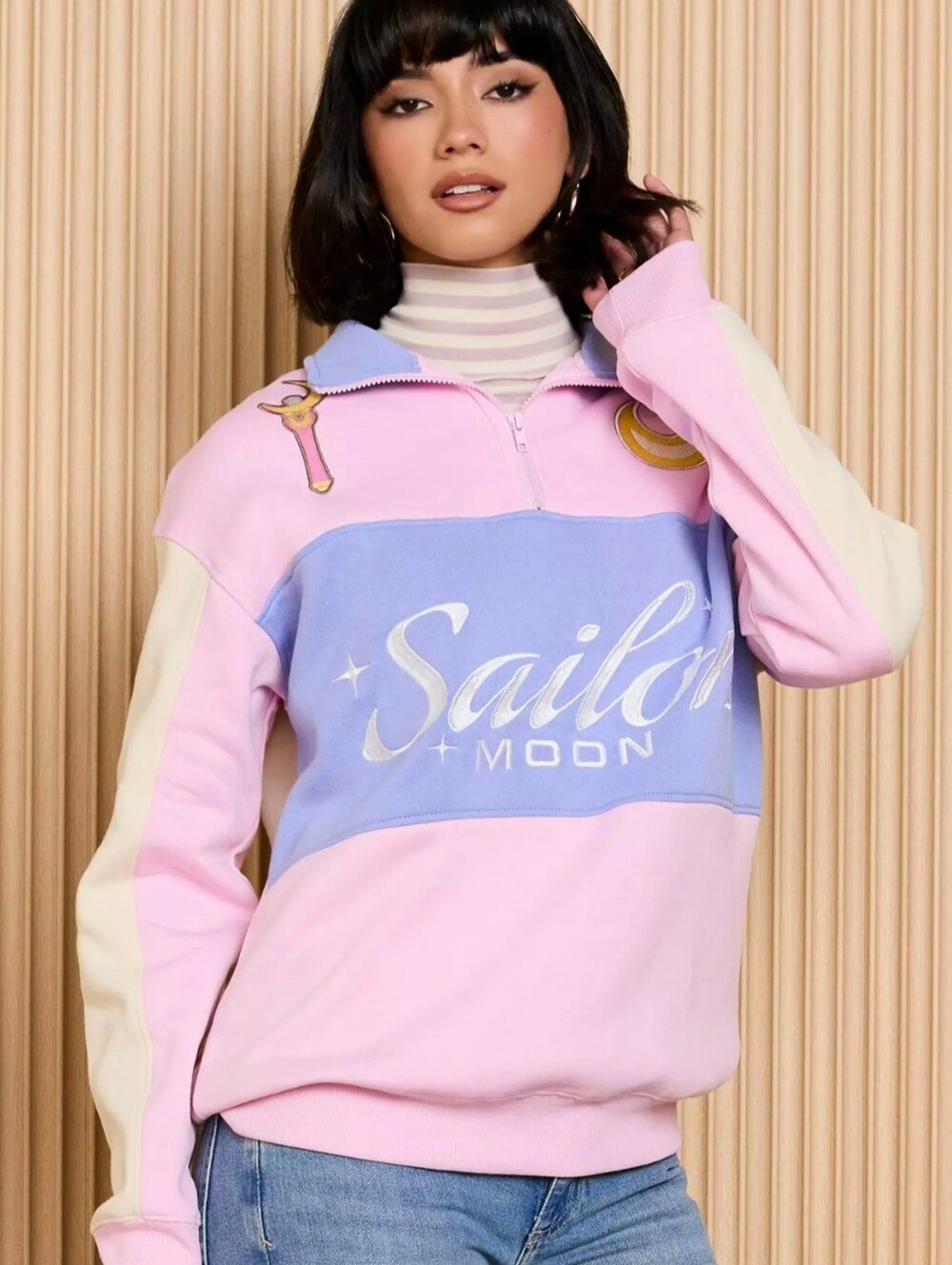 BOX LUNCH SAILOR MOON SWEATER